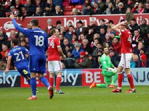 Forest-Cardiff 0-2: Επαγγελματικός προσανατολισμός