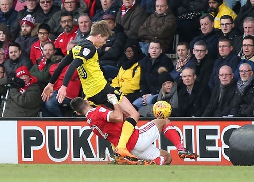 Burton-Forest 0-0: Ιστορία μιας βλακείας