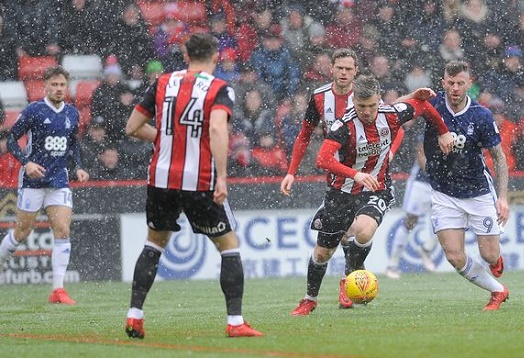 Sheffield United-Forest 0-0: Λευκή σαν το χιόνι