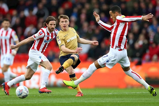 Stoke-Forest 2-0: Ο άνεμος πήρε την ευκαιρία