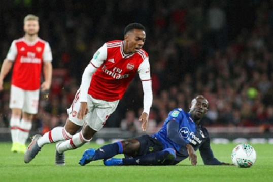 Arsenal-Forest 5-0: Χαλάρωσε, αλλά δεν απόλαυσε