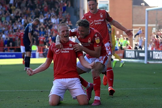 Forest-Barnsley 1-0: Να που ο Ben τα κάνει κι αυτά