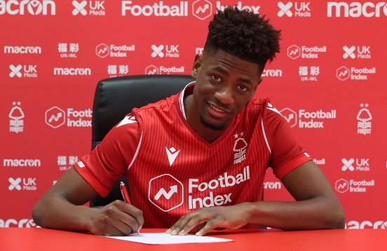 Ένας “Πελαργός” για ρεζέρβα του Lewis